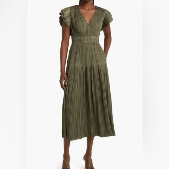 Moon River Elegant Olive Green Midi Dress Moon River Elegant Olive Green Midi Dress